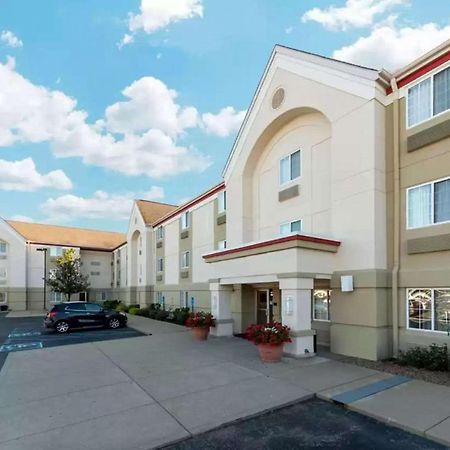 Mainstay Suites - Wichita Ne Exterior photo